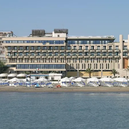 Отель Grand Terme Маргерита-ди-Савойя